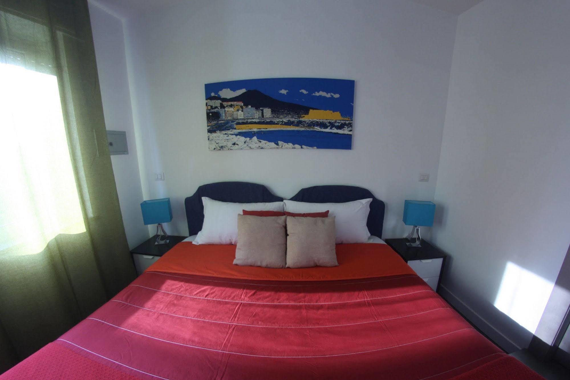 B&B Sirena Partenope Наполи Екстериор снимка