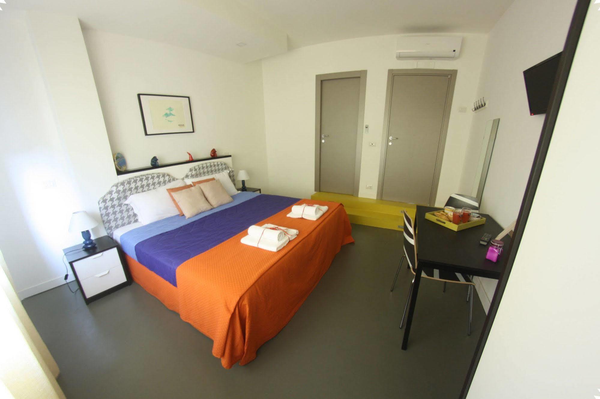 B&B Sirena Partenope Наполи Екстериор снимка